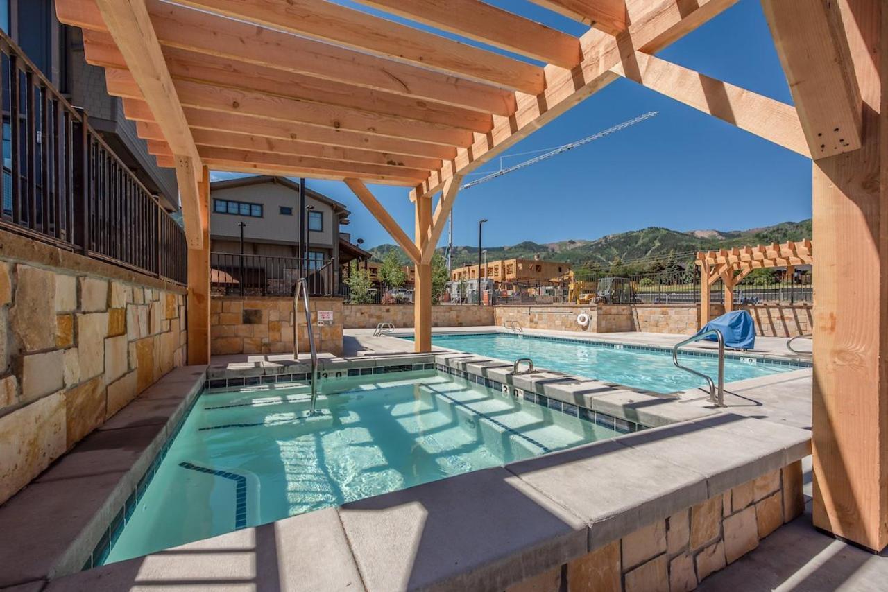 Blackstone Luxury 2Br, Walk To Skiing At Cabriolet, Mountain View, Shared Pool And Hot Tub, Gym Park City Exteriér fotografie